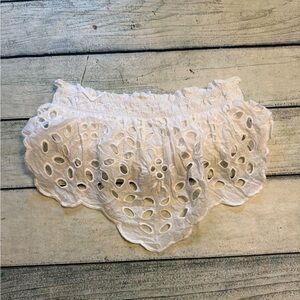 Luxxel white eyelet tube top. M